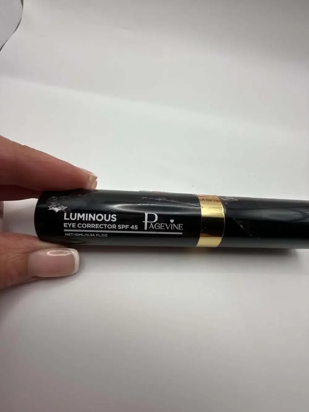 Page Vine Luminous Eye Corrector SPF 45